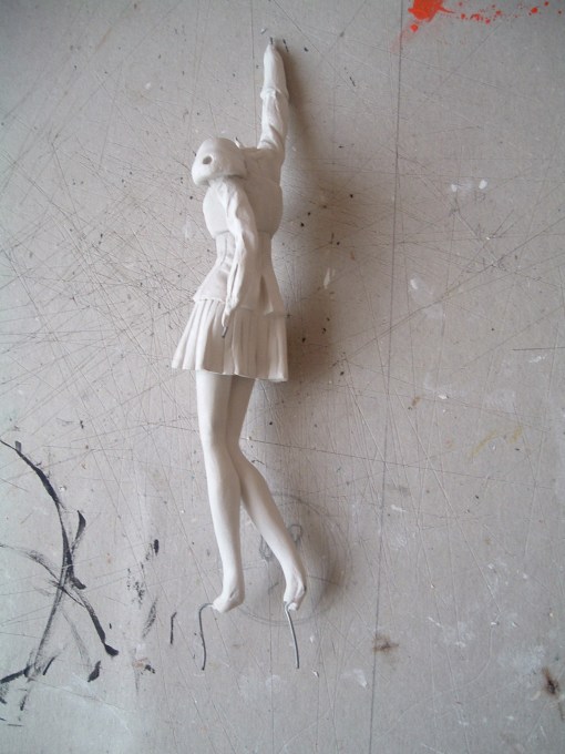 Cuando secó la parte inferior seguí con la superior y dejé secar.