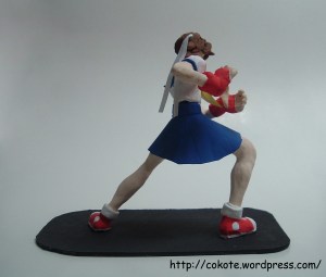 ... Figura de arcilla y falda de papel XP